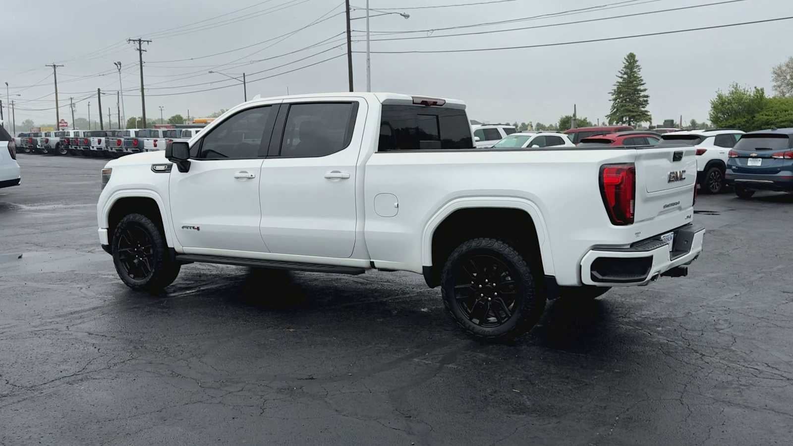 2024 GMC Sierra 1500 AT4