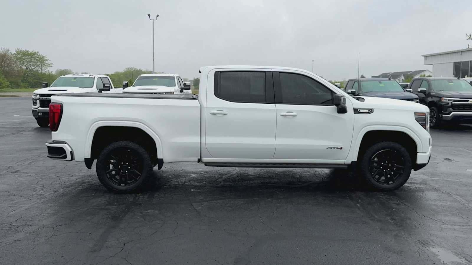2024 GMC Sierra 1500 AT4