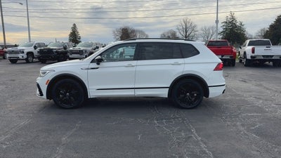 2022 Volkswagen Tiguan 2.0T SE R-Line Black