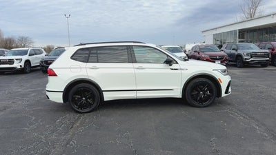 2022 Volkswagen Tiguan 2.0T SE R-Line Black