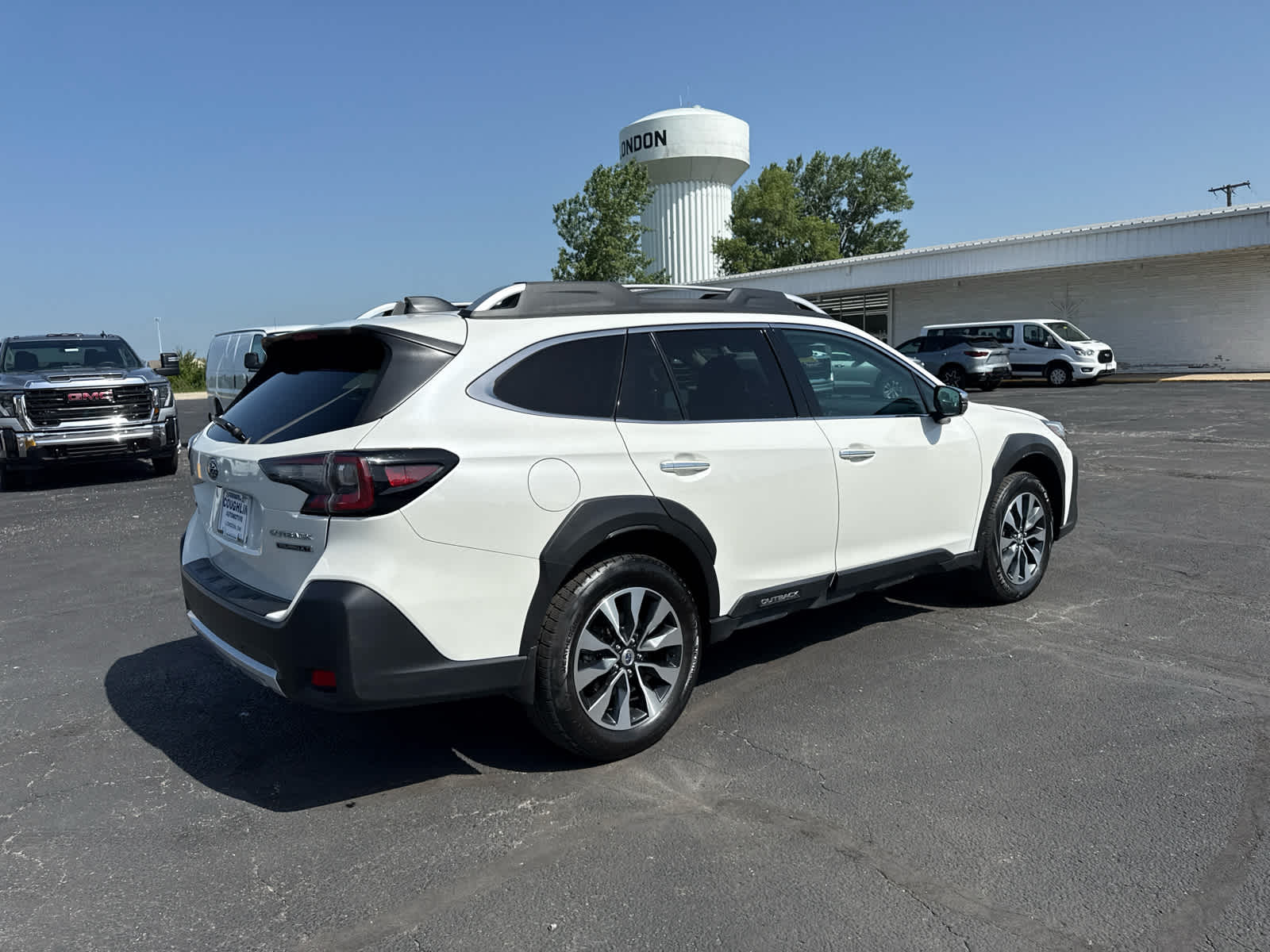 2024 Subaru Outback Touring XT