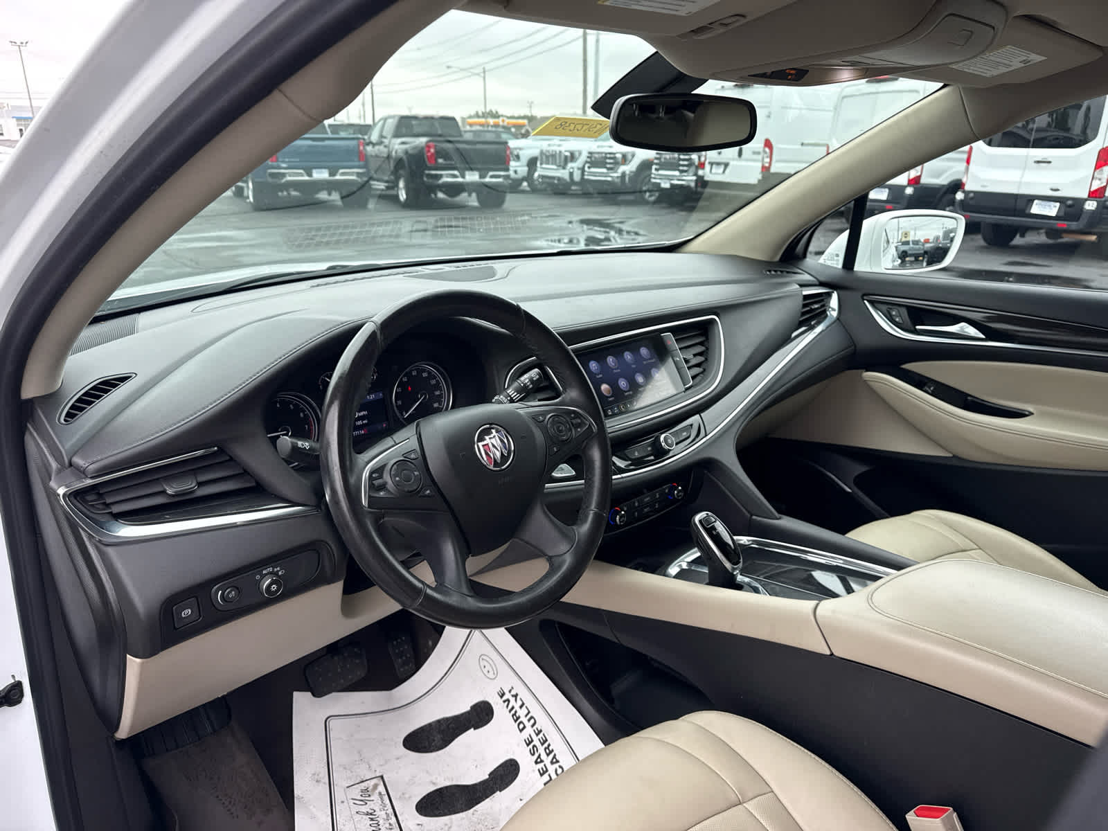 2020 Buick Enclave Essence