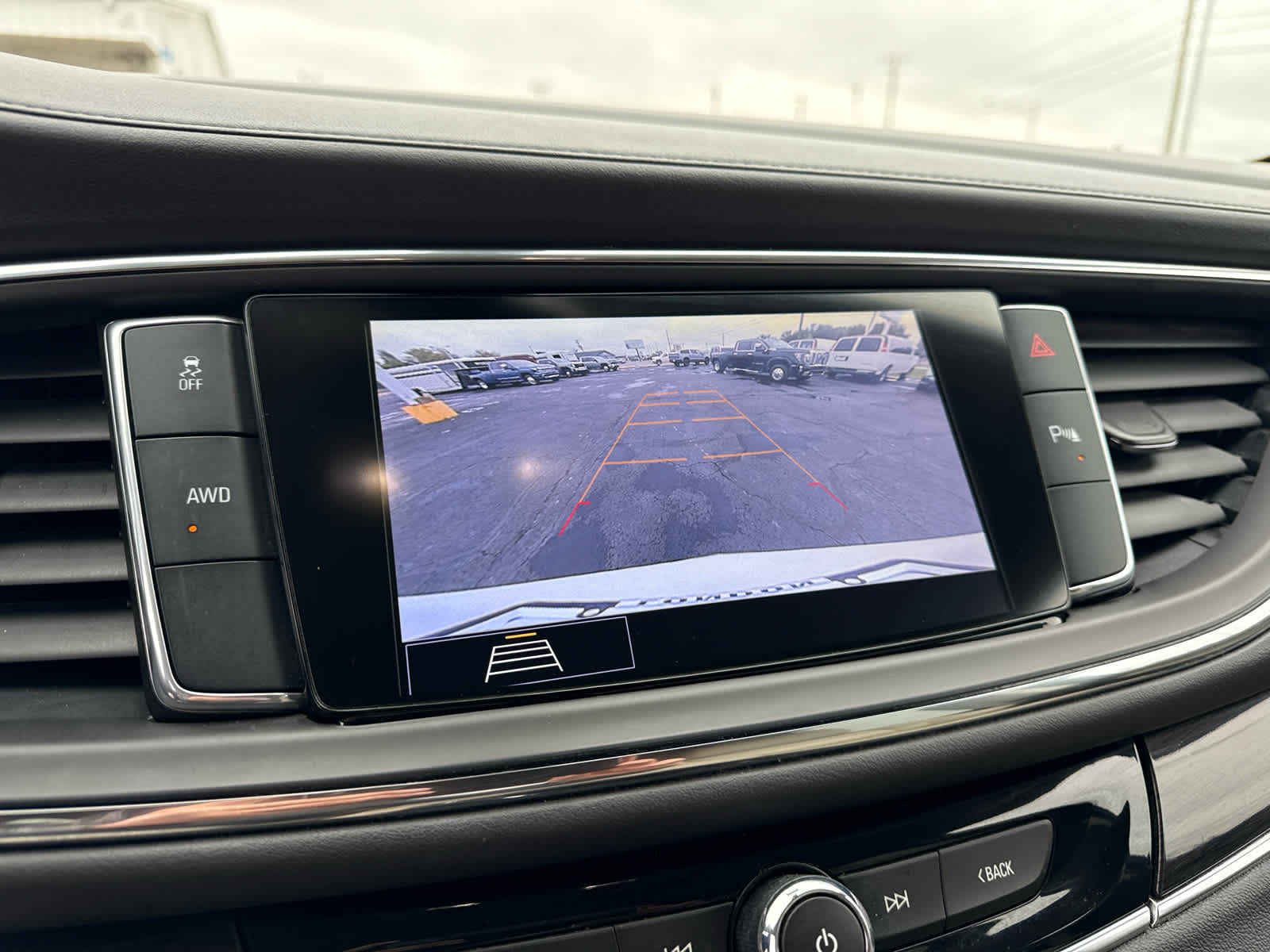 2020 Buick Enclave Essence