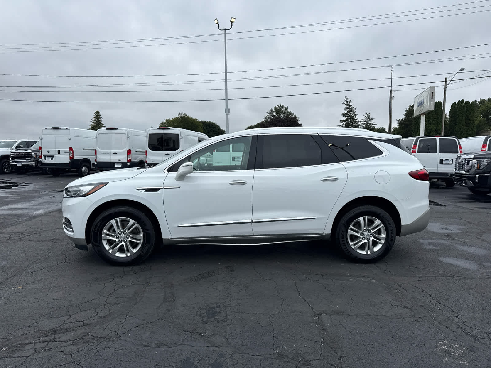 2020 Buick Enclave Essence