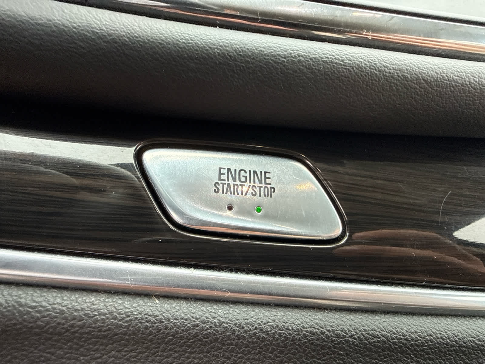 2020 Buick Enclave Essence