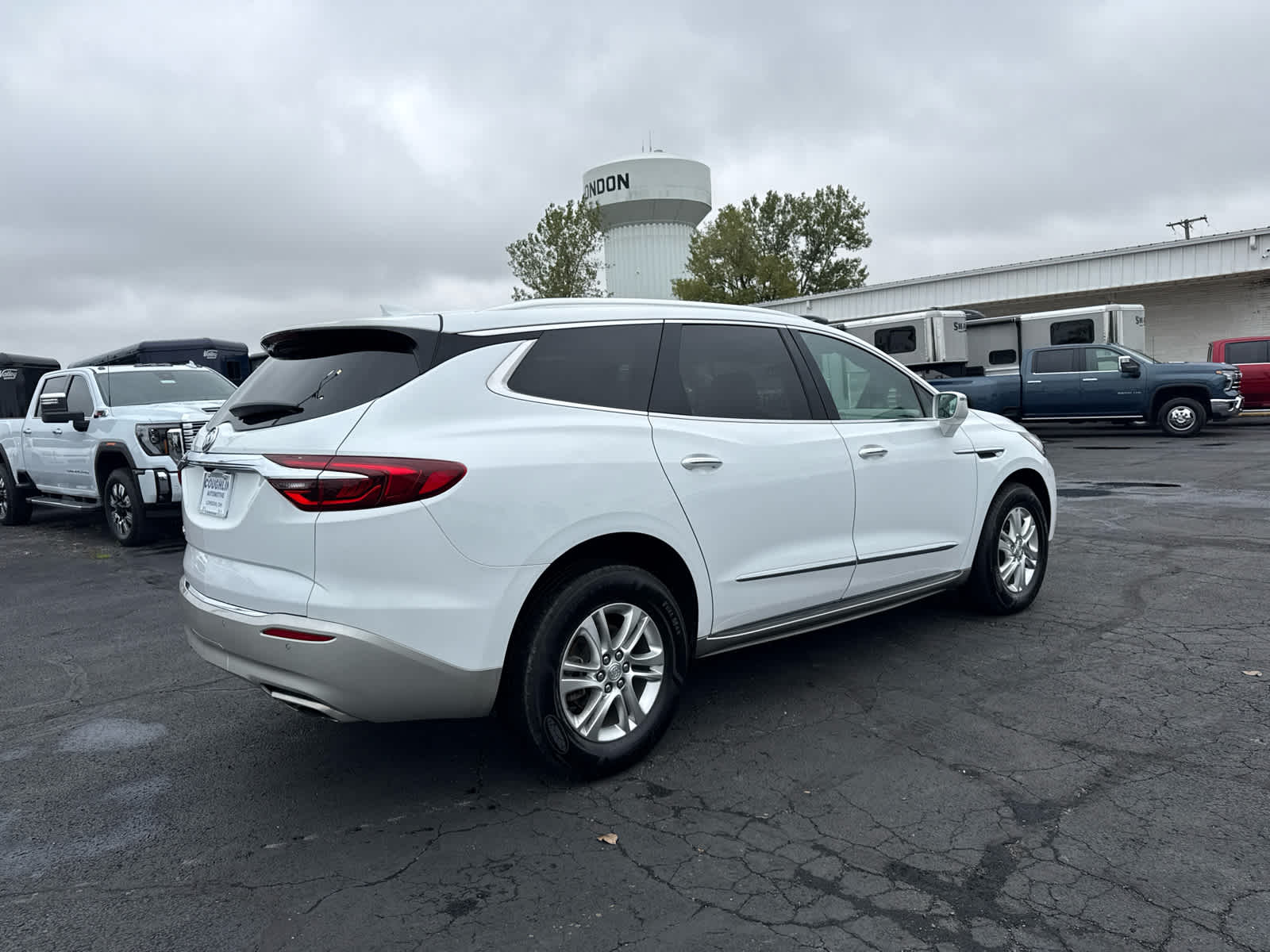 2020 Buick Enclave Essence