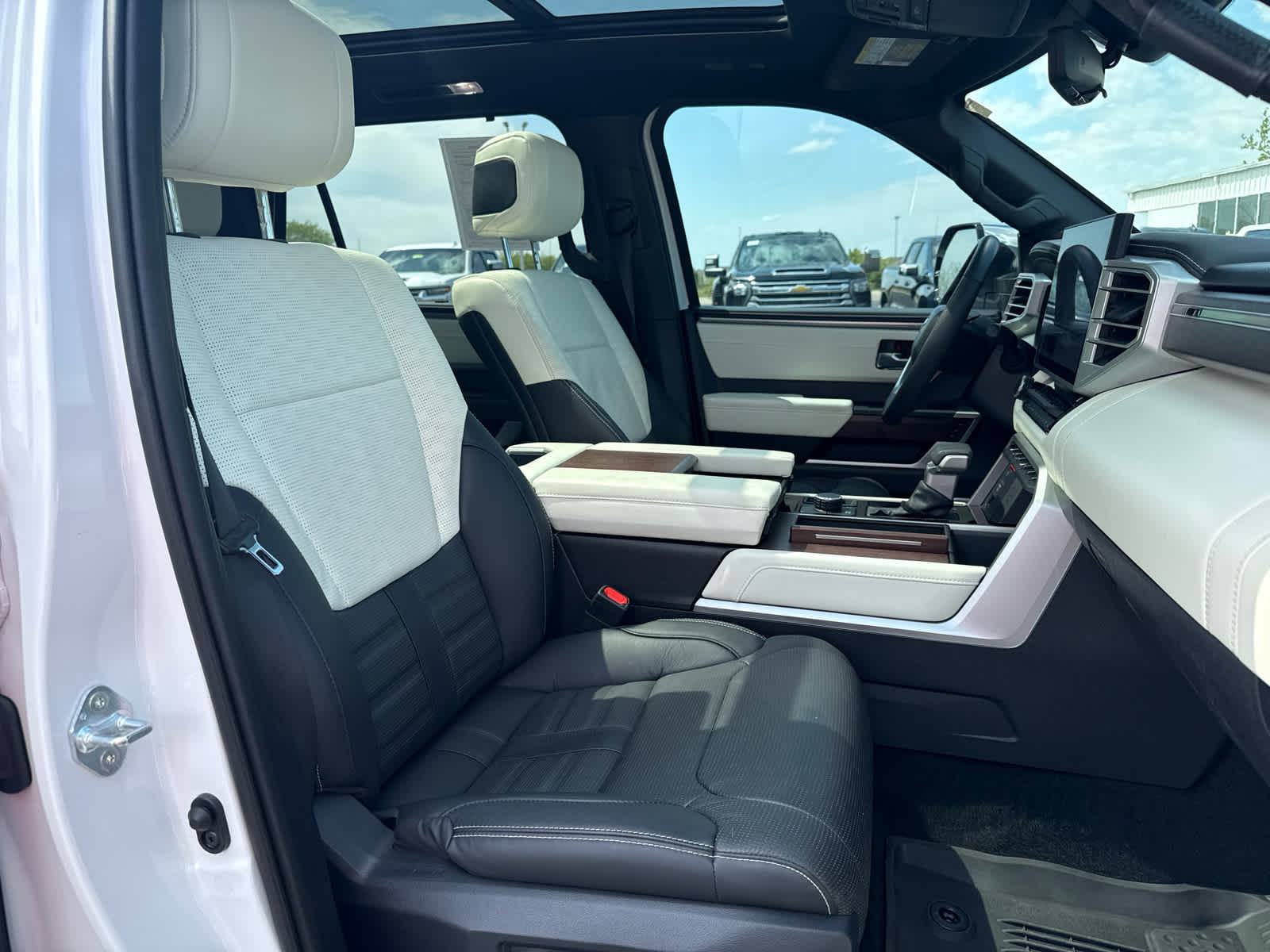 2024 Toyota Sequoia Capstone
