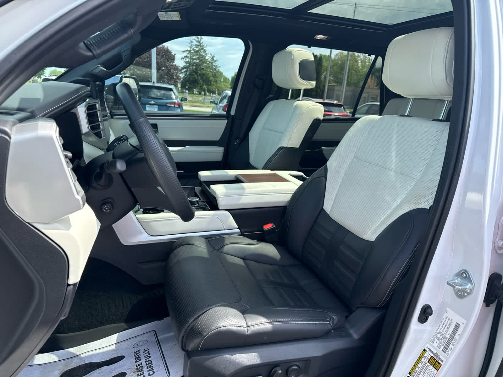 2024 Toyota Sequoia Capstone