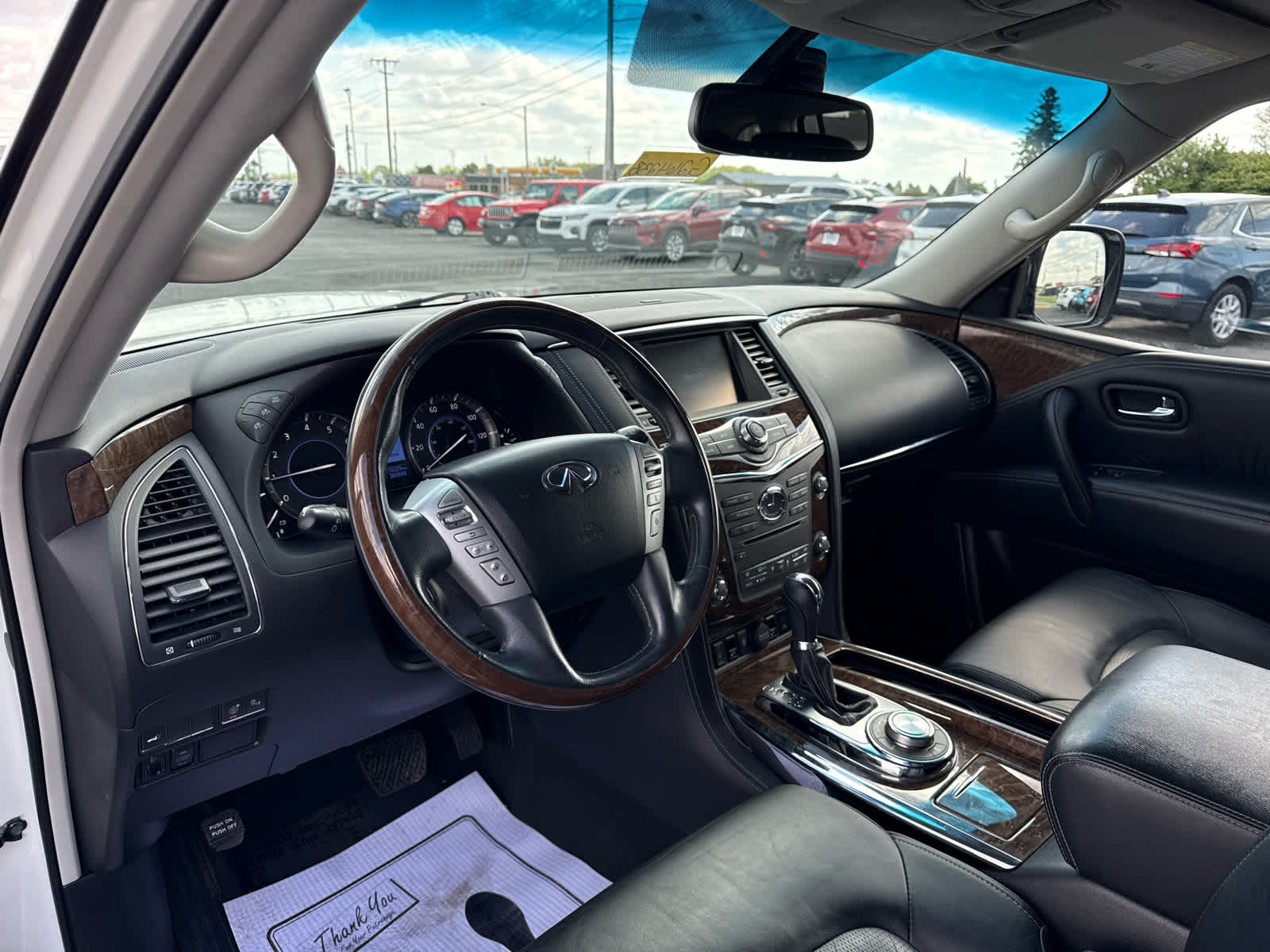 2015 INFINITI QX80 Base