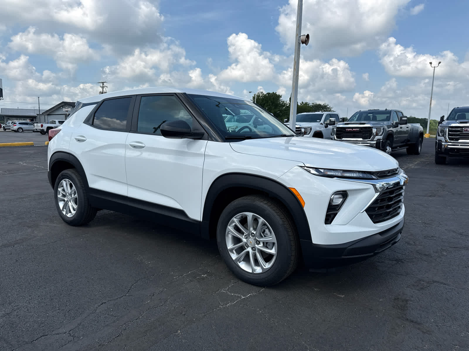 2026 Chevrolet Trailblazer LS