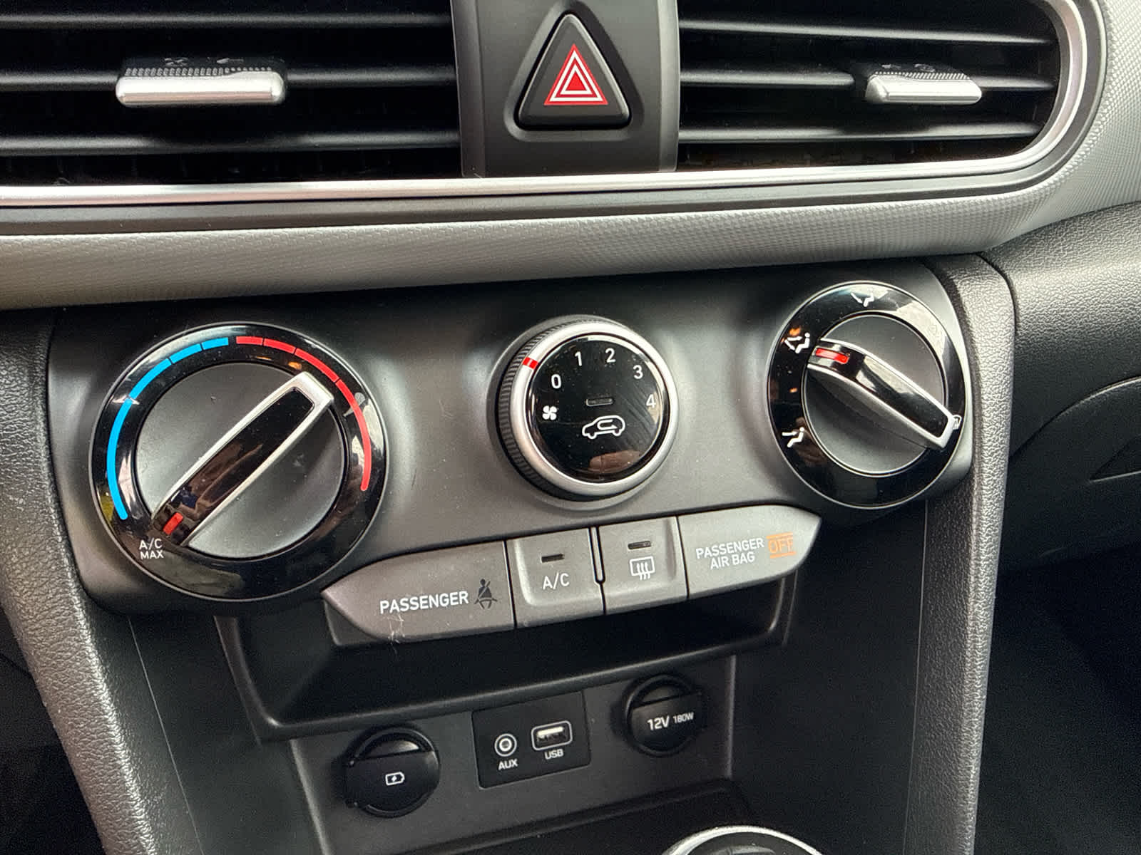 2020 Hyundai Kona SE