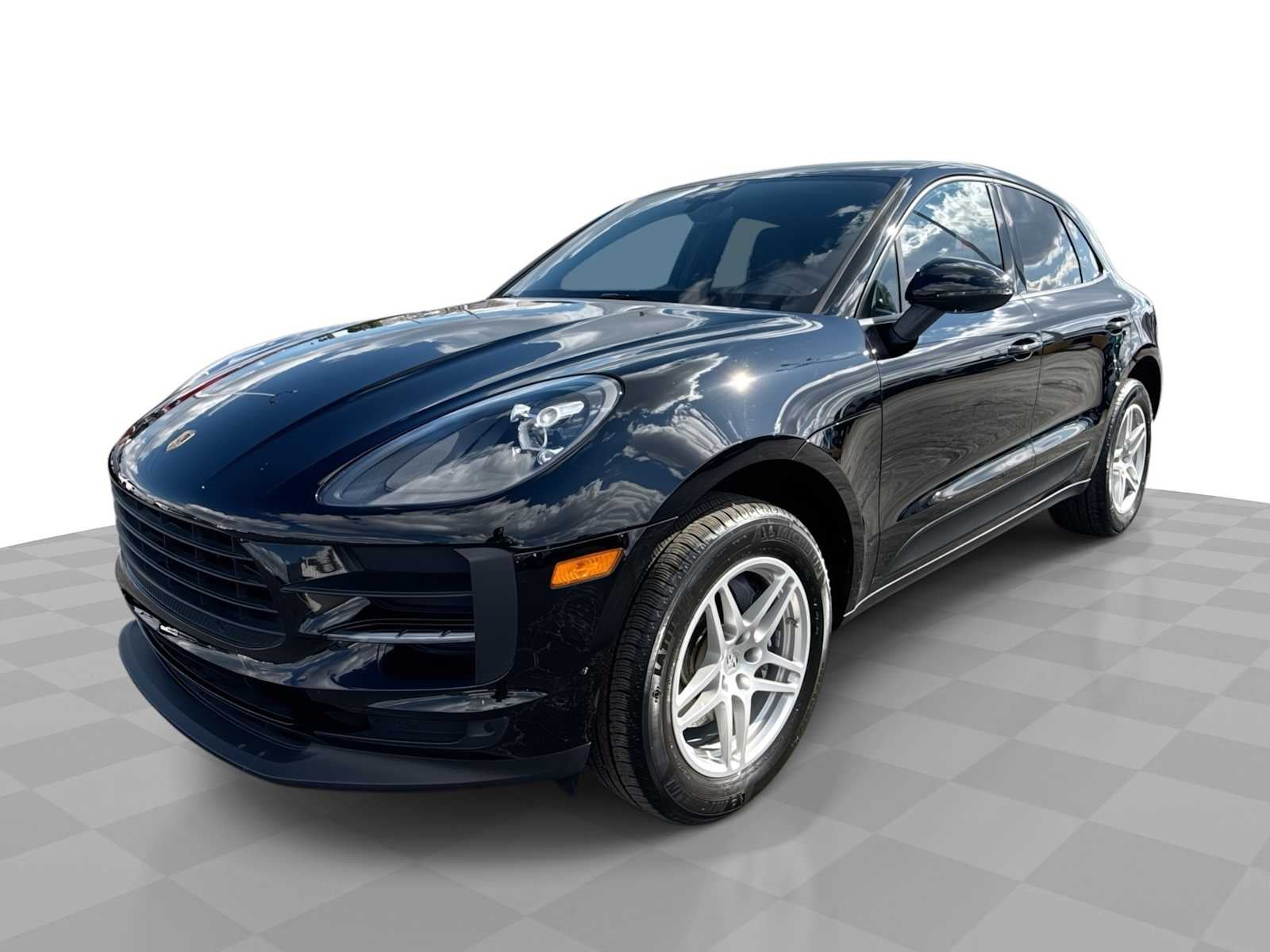 2021 Porsche Macan Base