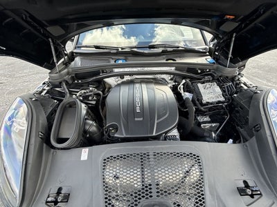 2021 Porsche Macan Base